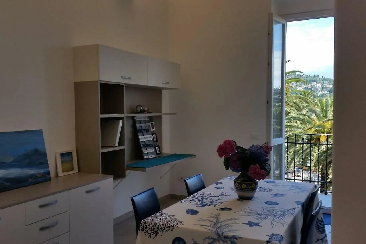 Blurapallo 0*, Rapallo