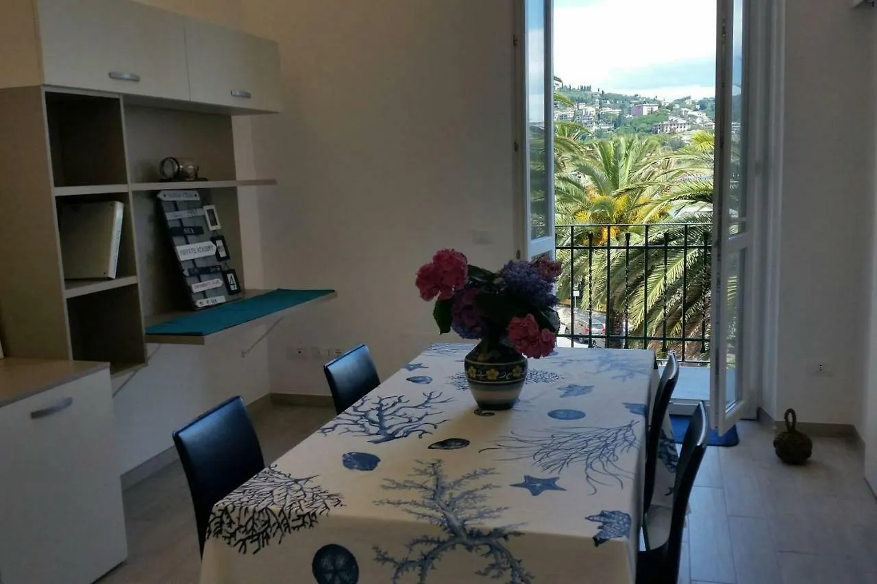 Apartment Blurapallo